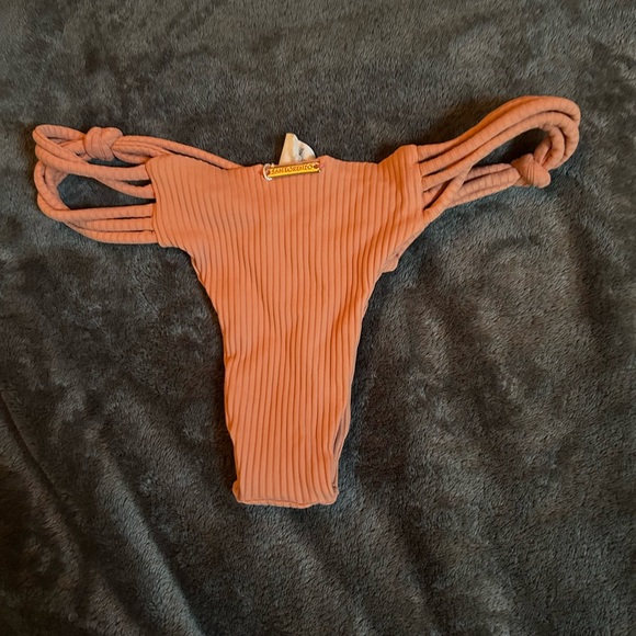 San Lorenzo NWT bikini cheeky bottom small - Picture 4 of 4